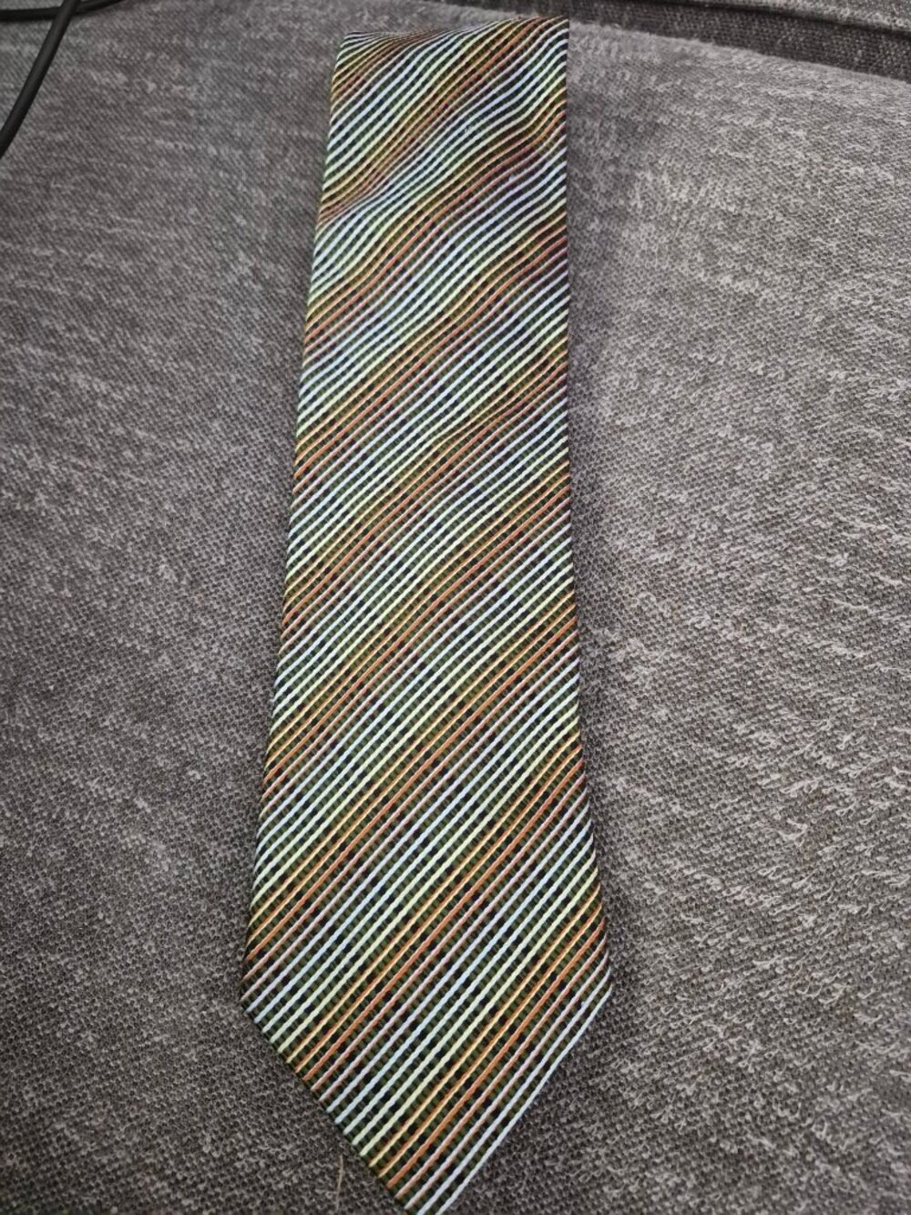 Kolte Italy Mens Striped Silk Tie In Multicolor Diagonal Pattern 3.5 Inches